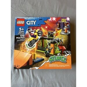 LEGO City: Stunt Park Bike Skate Ramp Town 60293 New Sealed Retired Toy‎ Playset